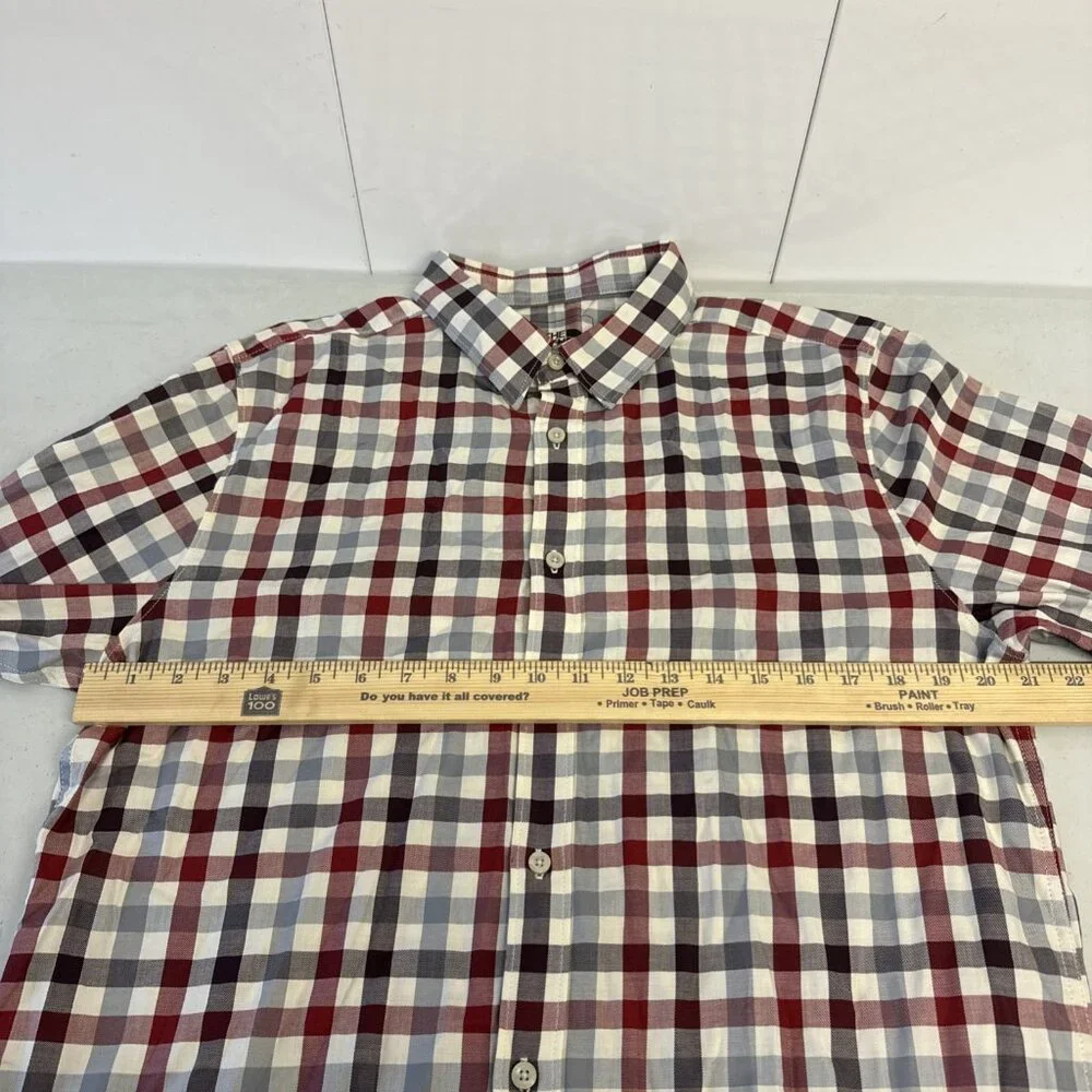 The North Face Shirt Mens Large Red White Black Gray Plaid Long Sleeve Button Up